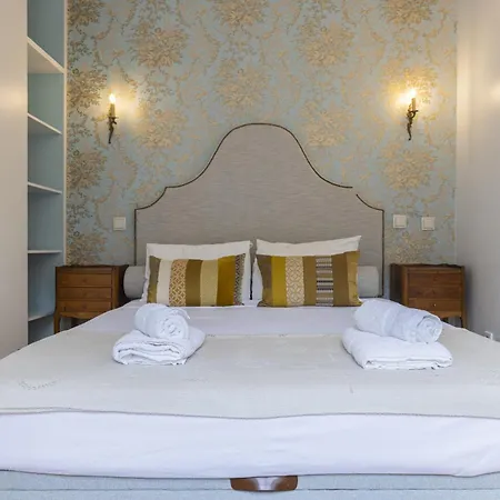 Appartamento Downtown Retreat Lisbona