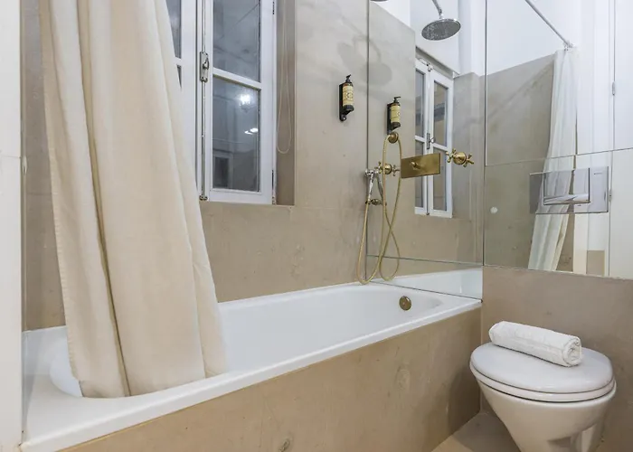 Апартаменты Downtown Retreat Лиссабон